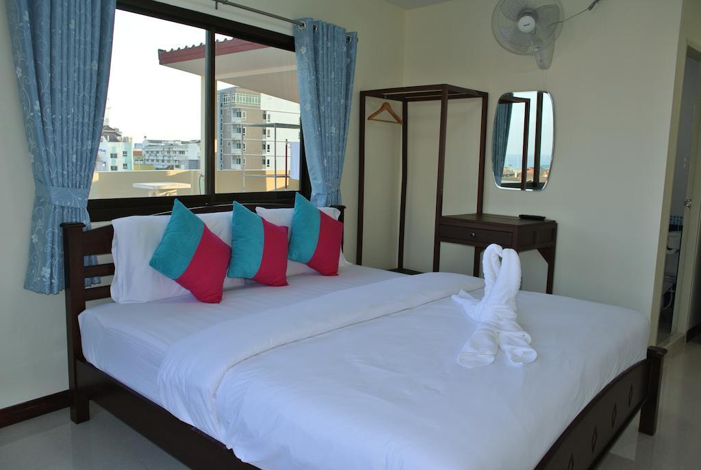 Baan Taweesuk Guest House HHQ Zewnętrze zdjęcie