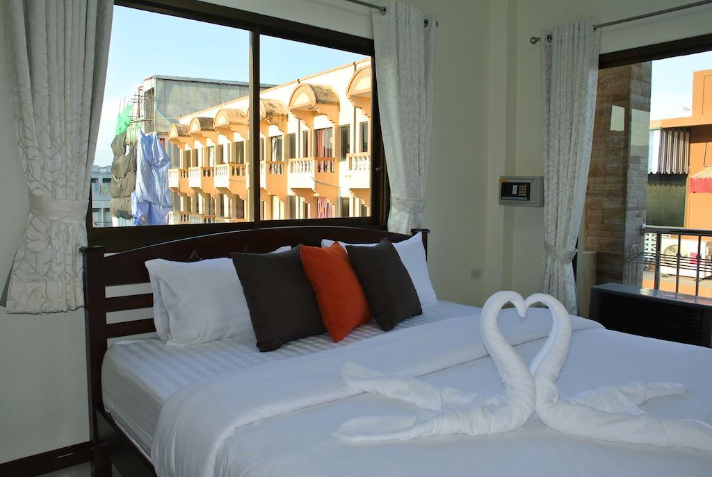 Baan Taweesuk Guest House HHQ Zewnętrze zdjęcie