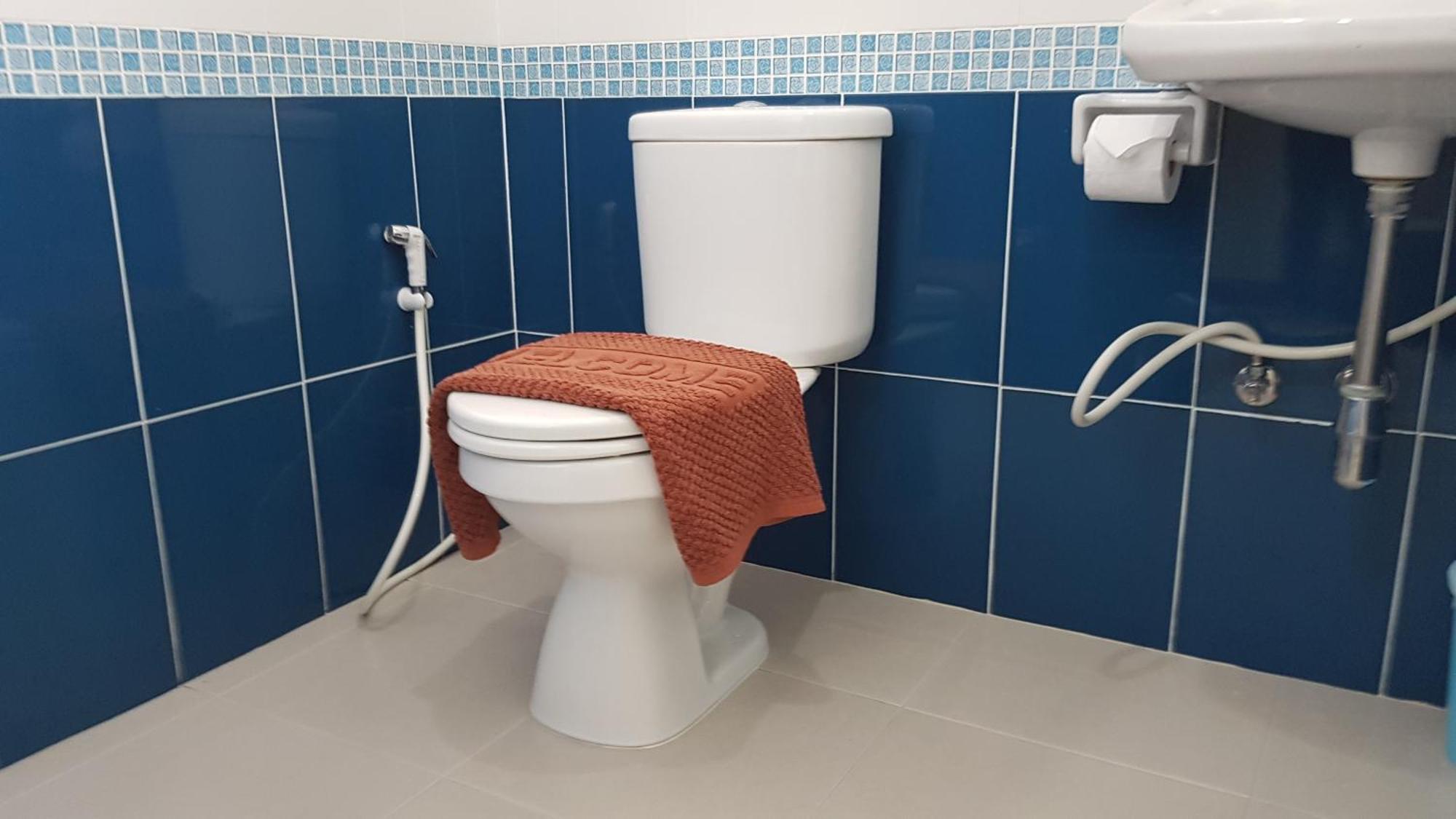 Baan Taweesuk Guest House HHQ Zewnętrze zdjęcie