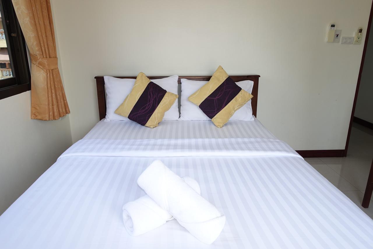 Baan Taweesuk Guest House HHQ Zewnętrze zdjęcie
