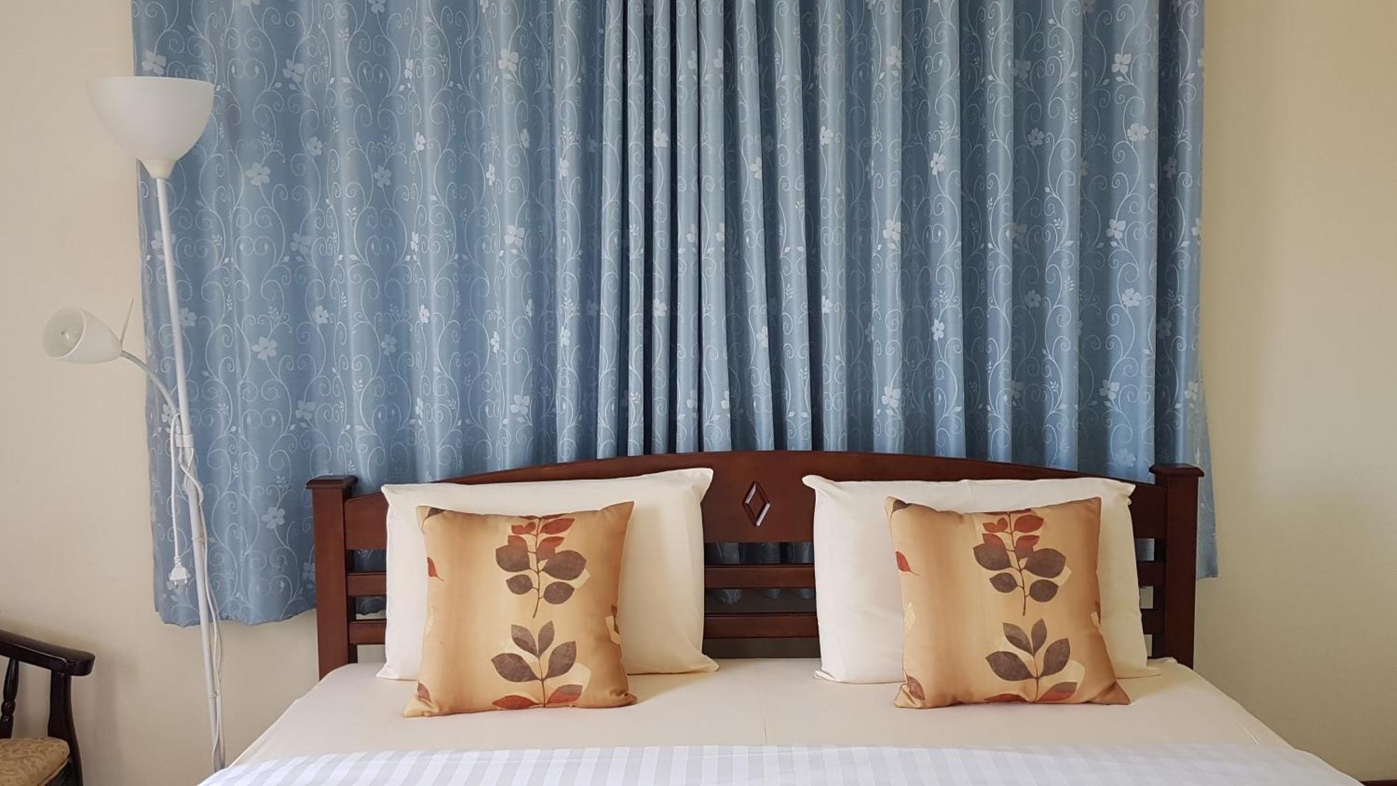 Baan Taweesuk Guest House HHQ Zewnętrze zdjęcie