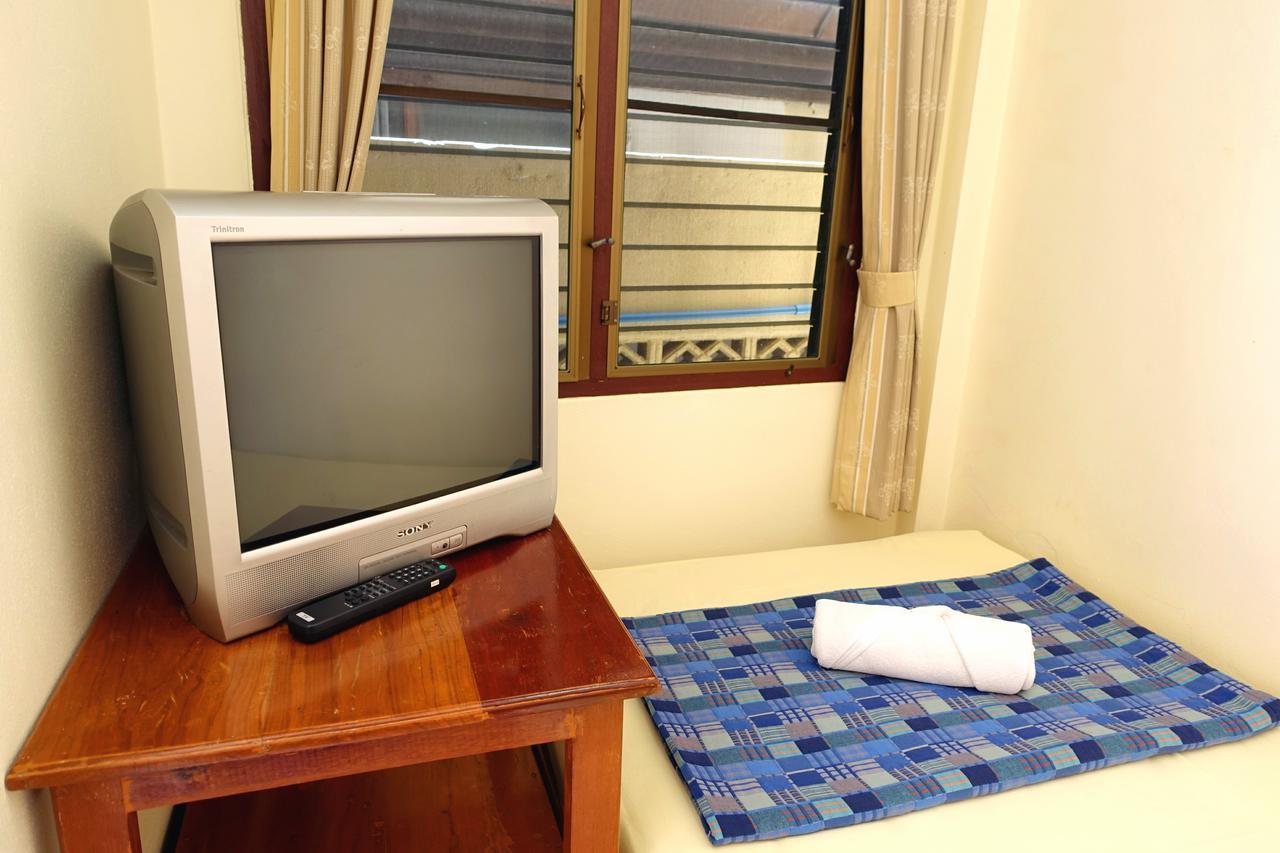 Baan Taweesuk Guest House HHQ Zewnętrze zdjęcie