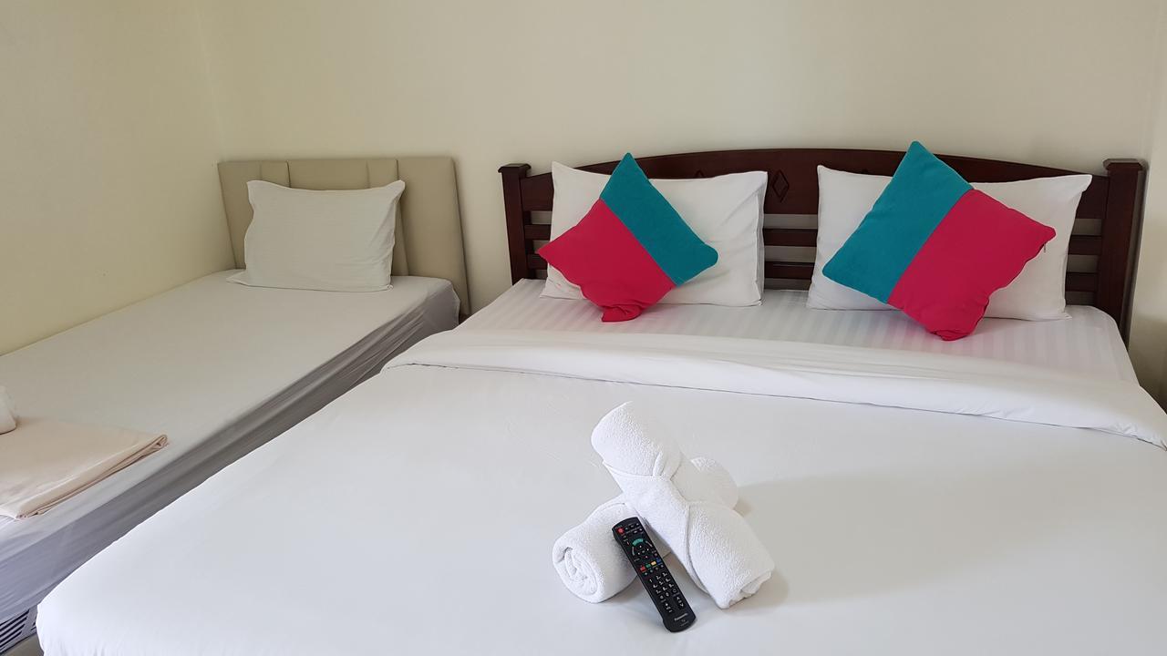 Baan Taweesuk Guest House HHQ Zewnętrze zdjęcie