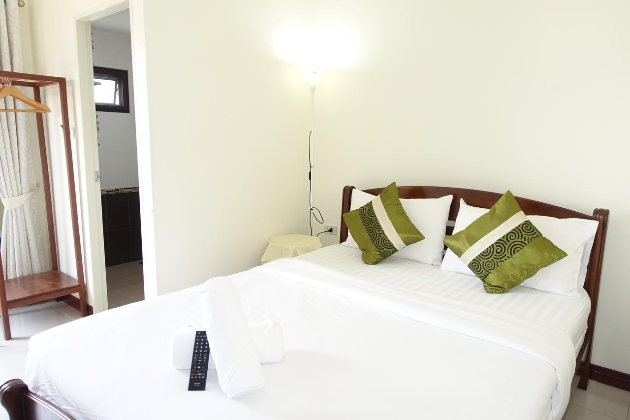 Baan Taweesuk Guest House HHQ Zewnętrze zdjęcie