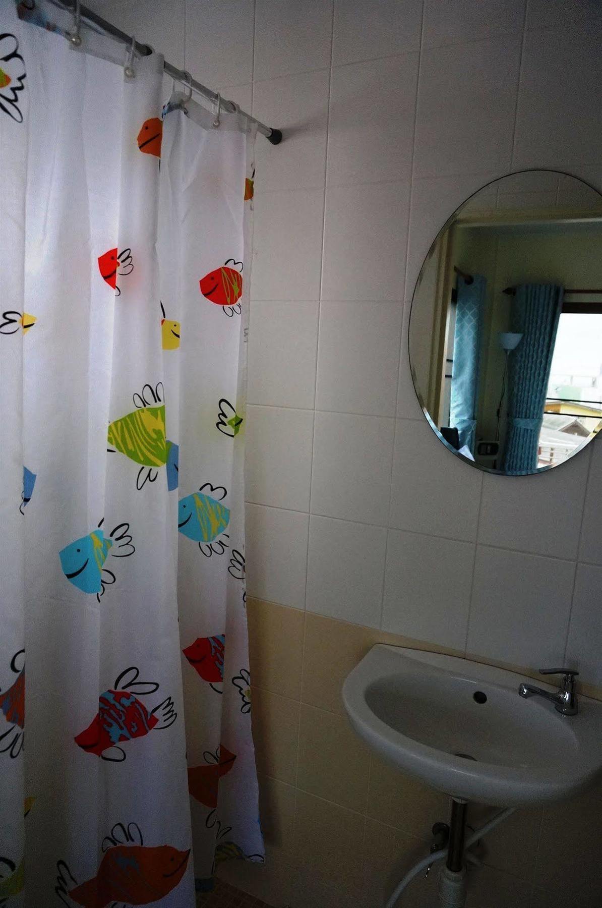 Baan Taweesuk Guest House HHQ Zewnętrze zdjęcie