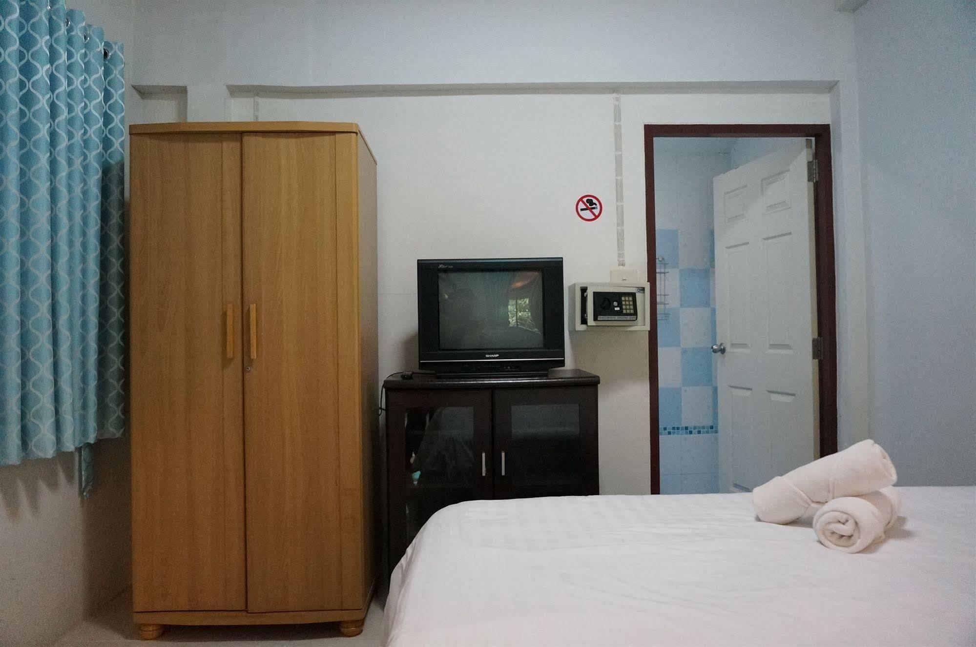 Baan Taweesuk Guest House HHQ Zewnętrze zdjęcie